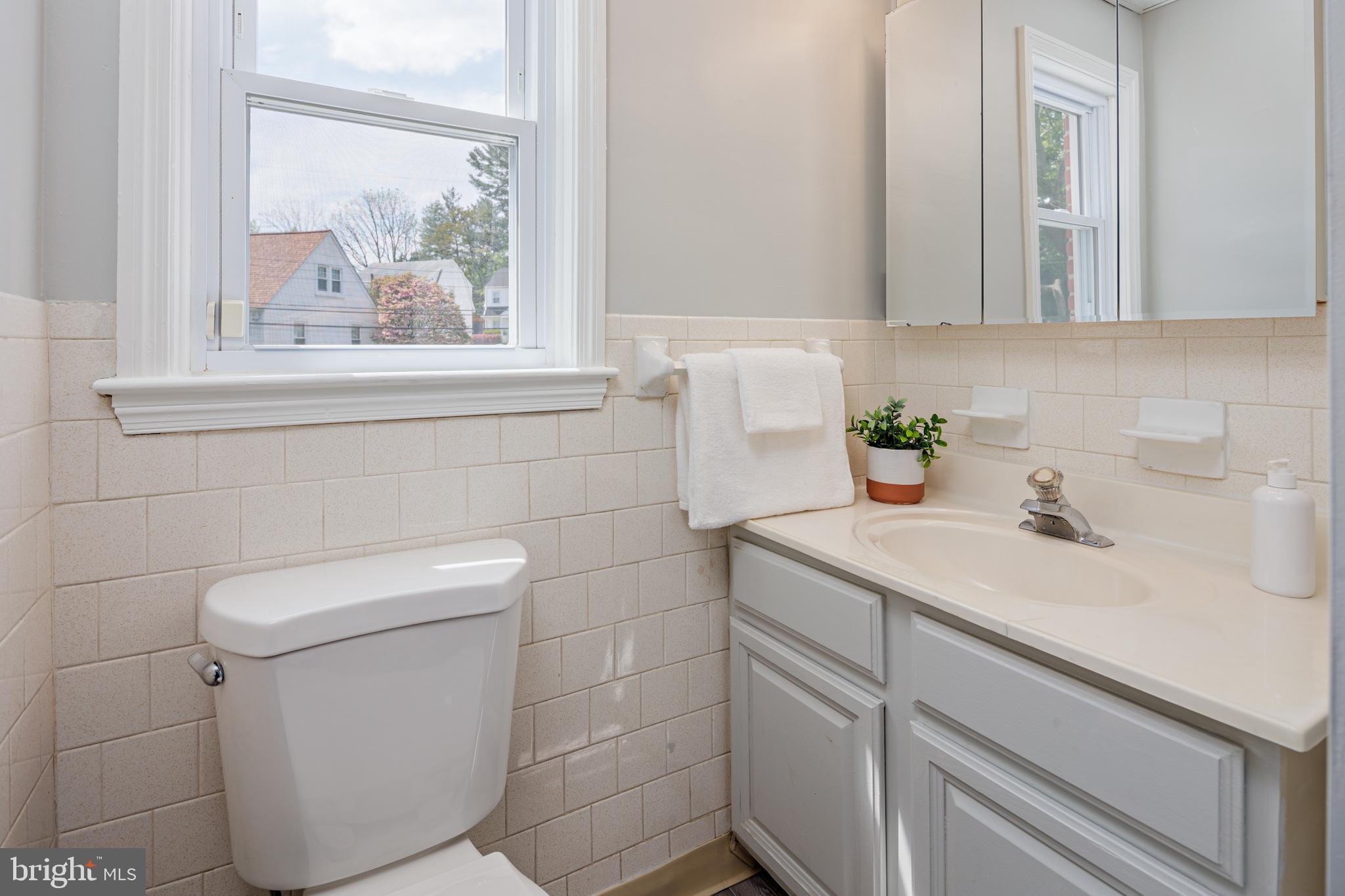 KEN KNOLL - Residential