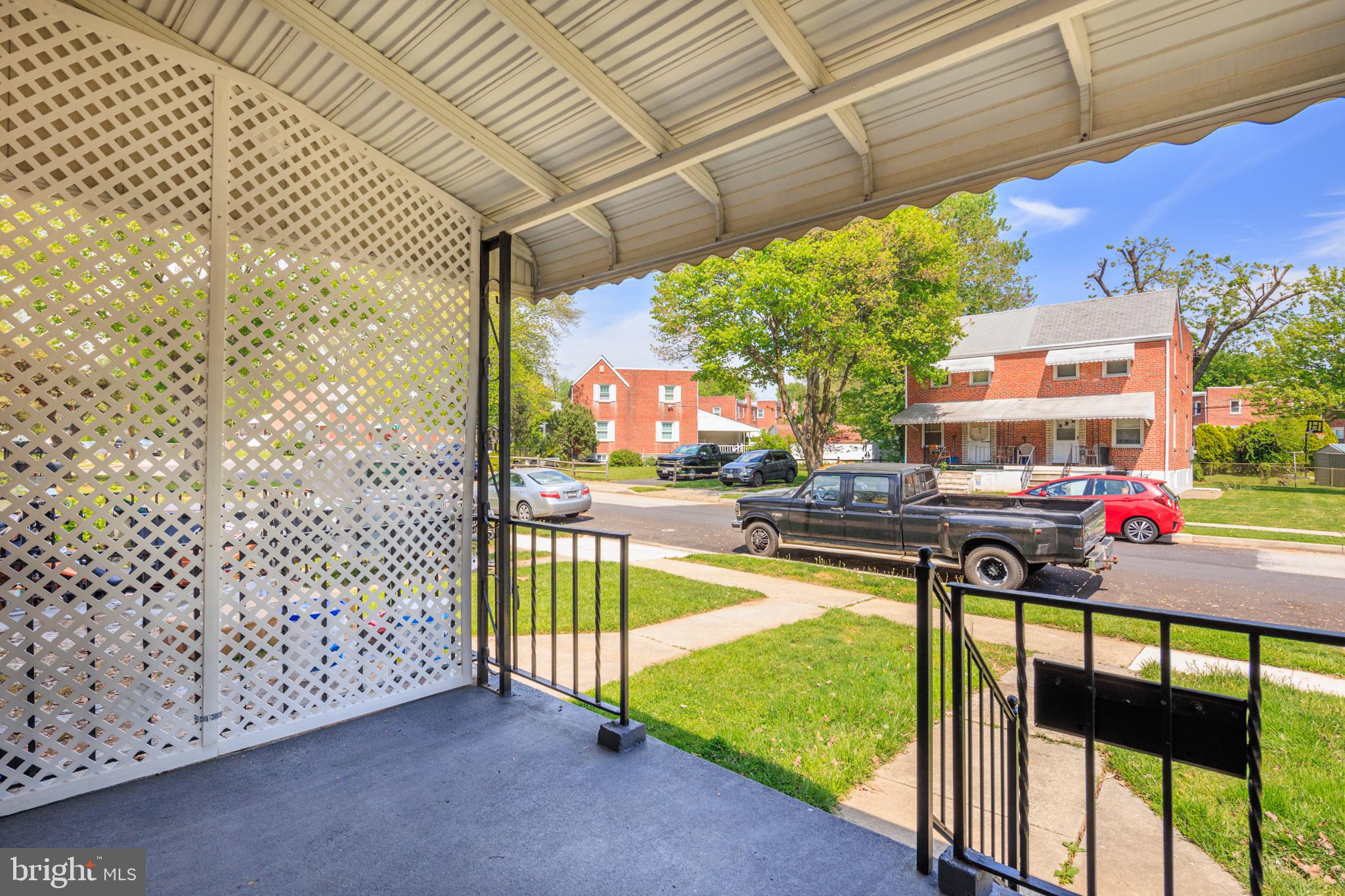 KEN KNOLL - Residential