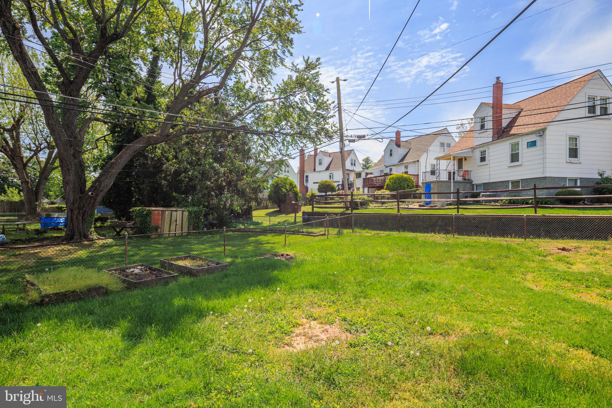 KEN KNOLL - Residential