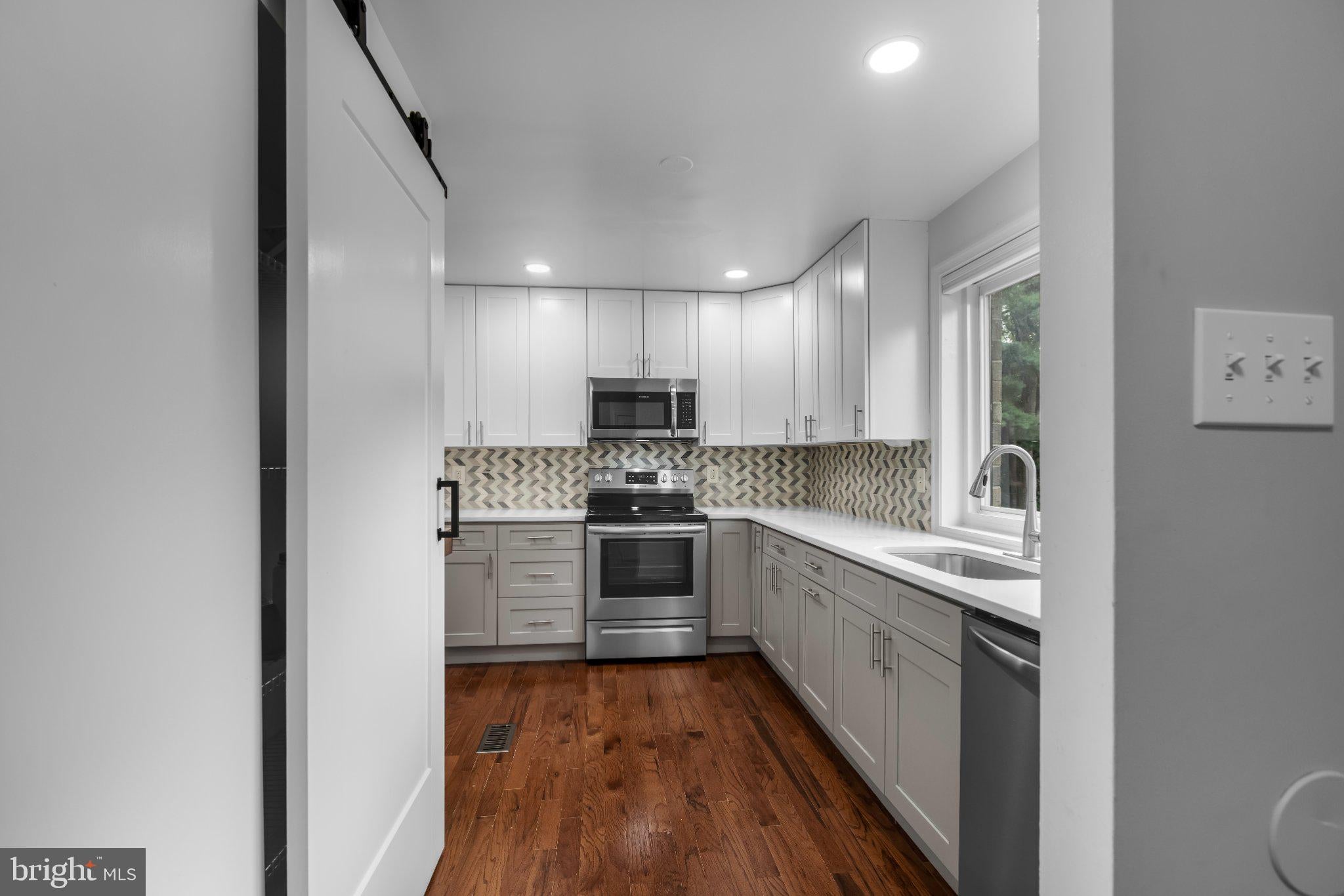 7193 TALISMAN LANE