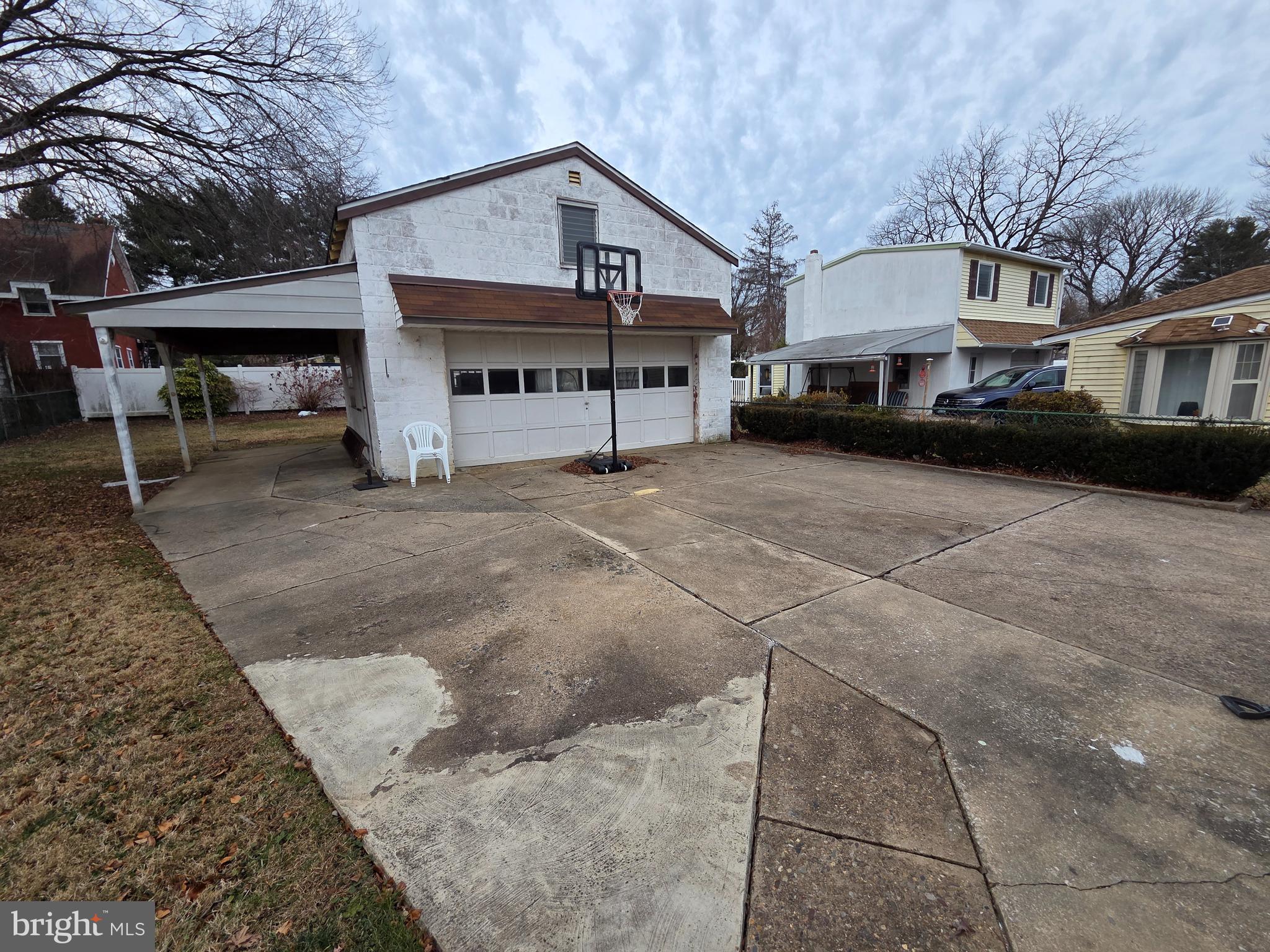 BRIARCLIFFE - Residential Lease