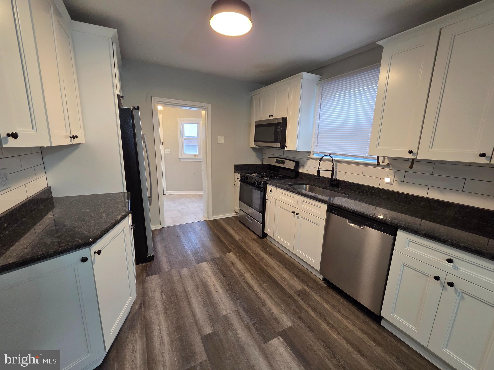 BRIARCLIFFE - Residential Lease