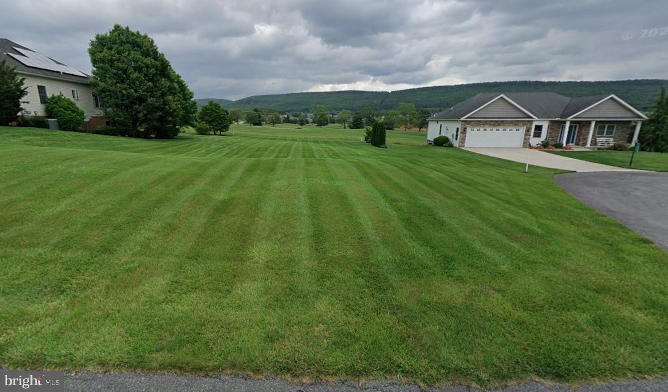 7155 LONE RIDGE COURT