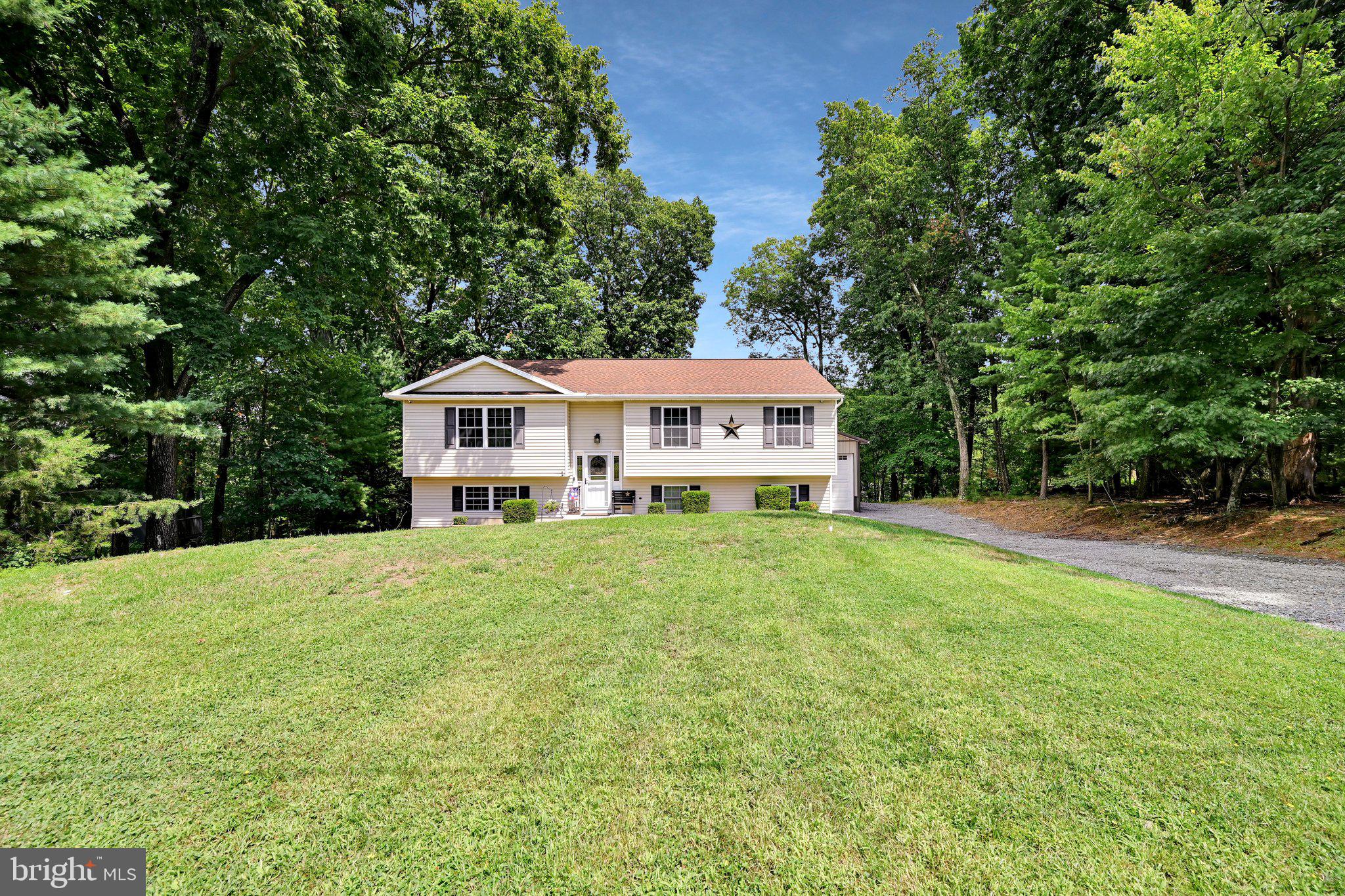 516 COYOTE DRIVE