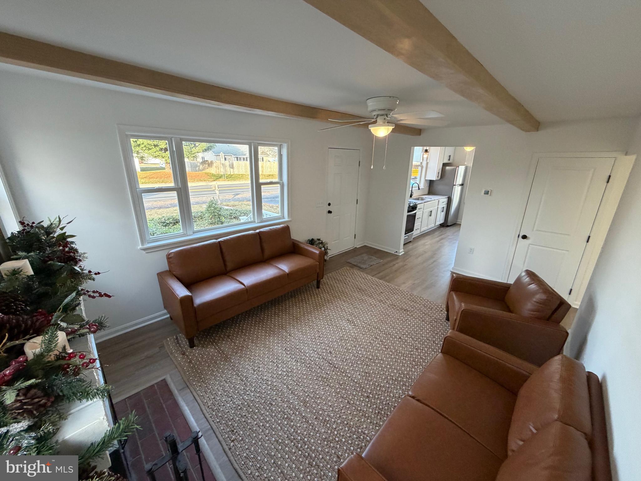 972 S LITTLE CREEK ROAD