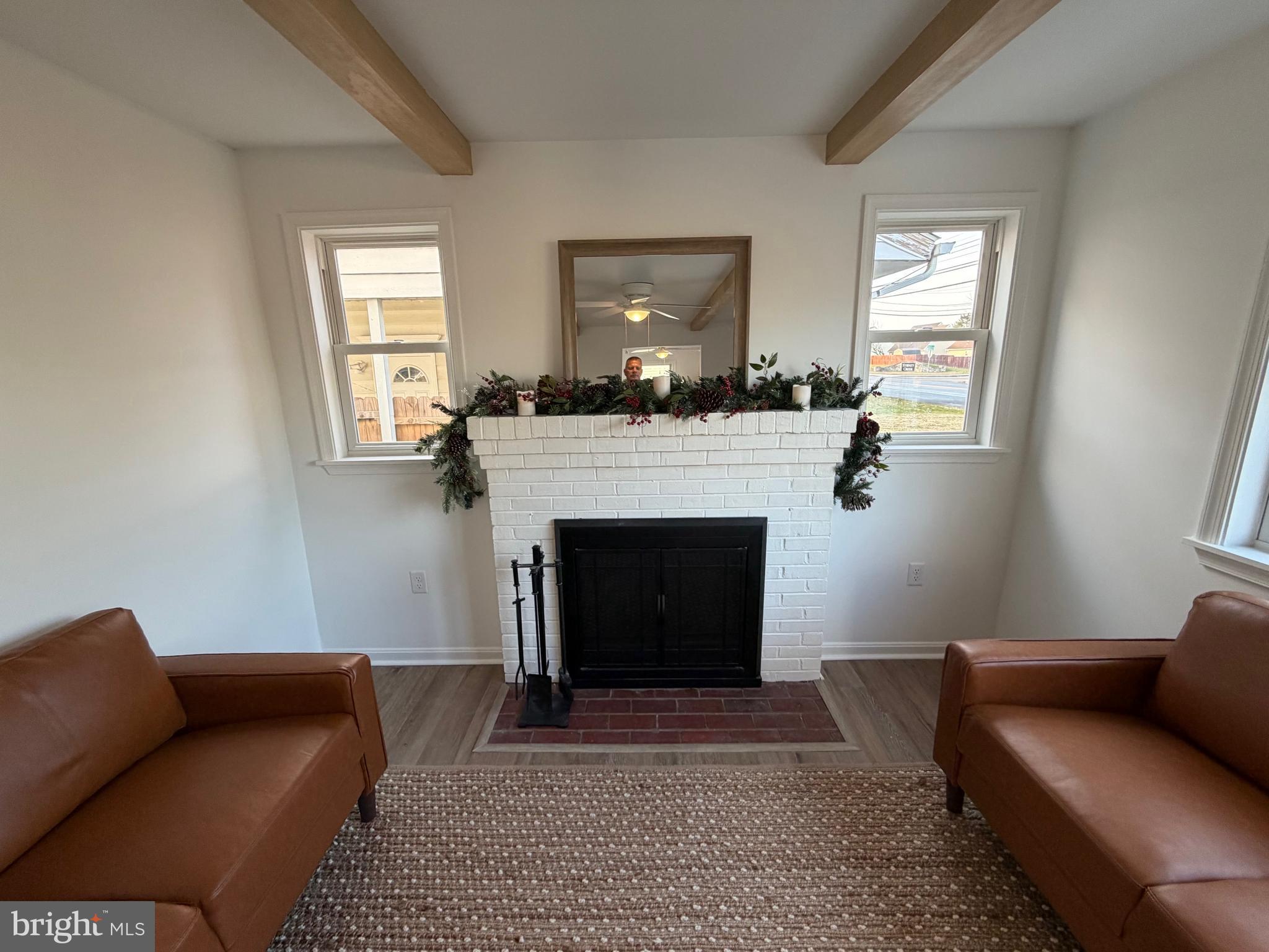 972 S LITTLE CREEK ROAD