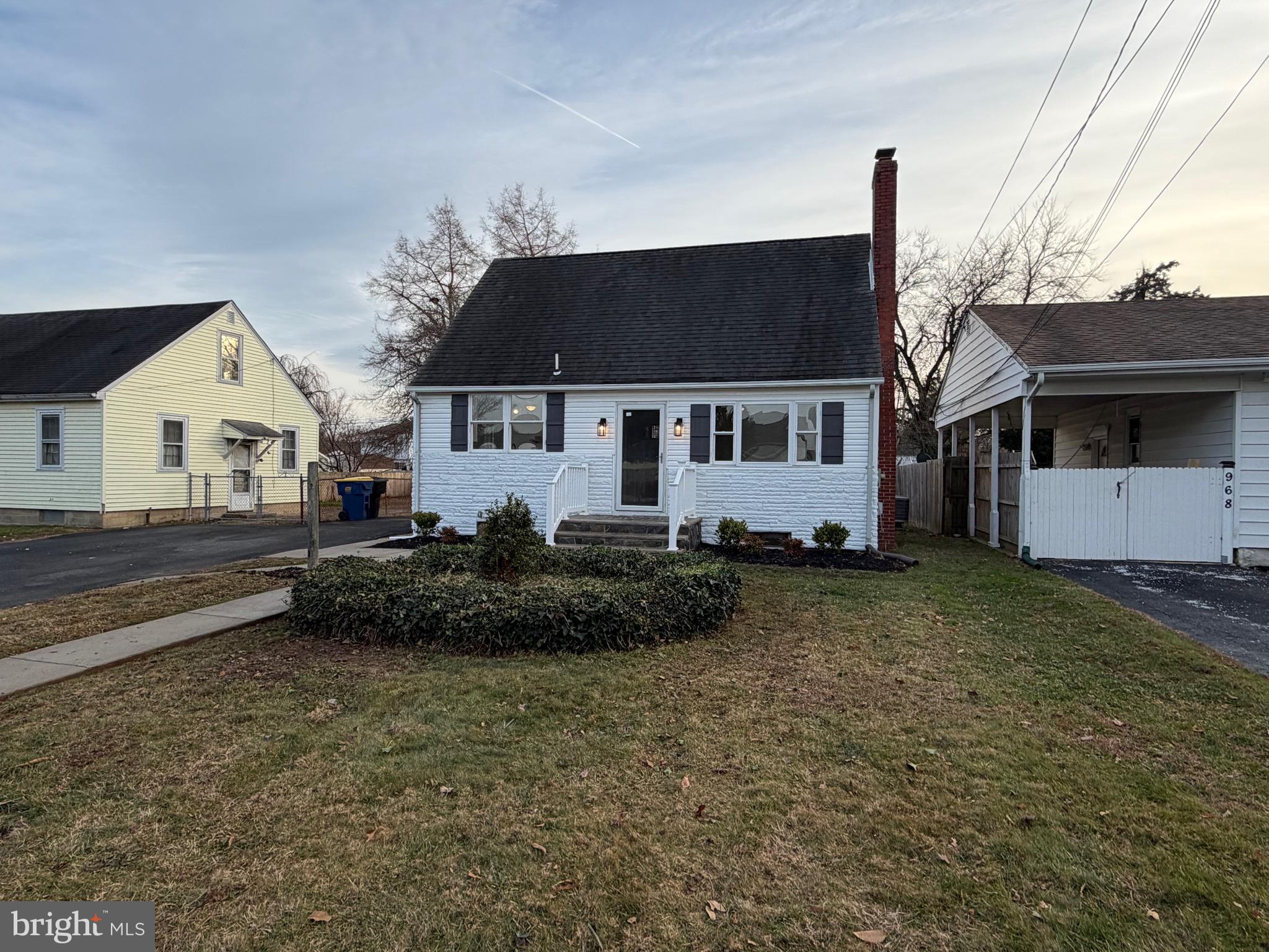 972 S LITTLE CREEK ROAD