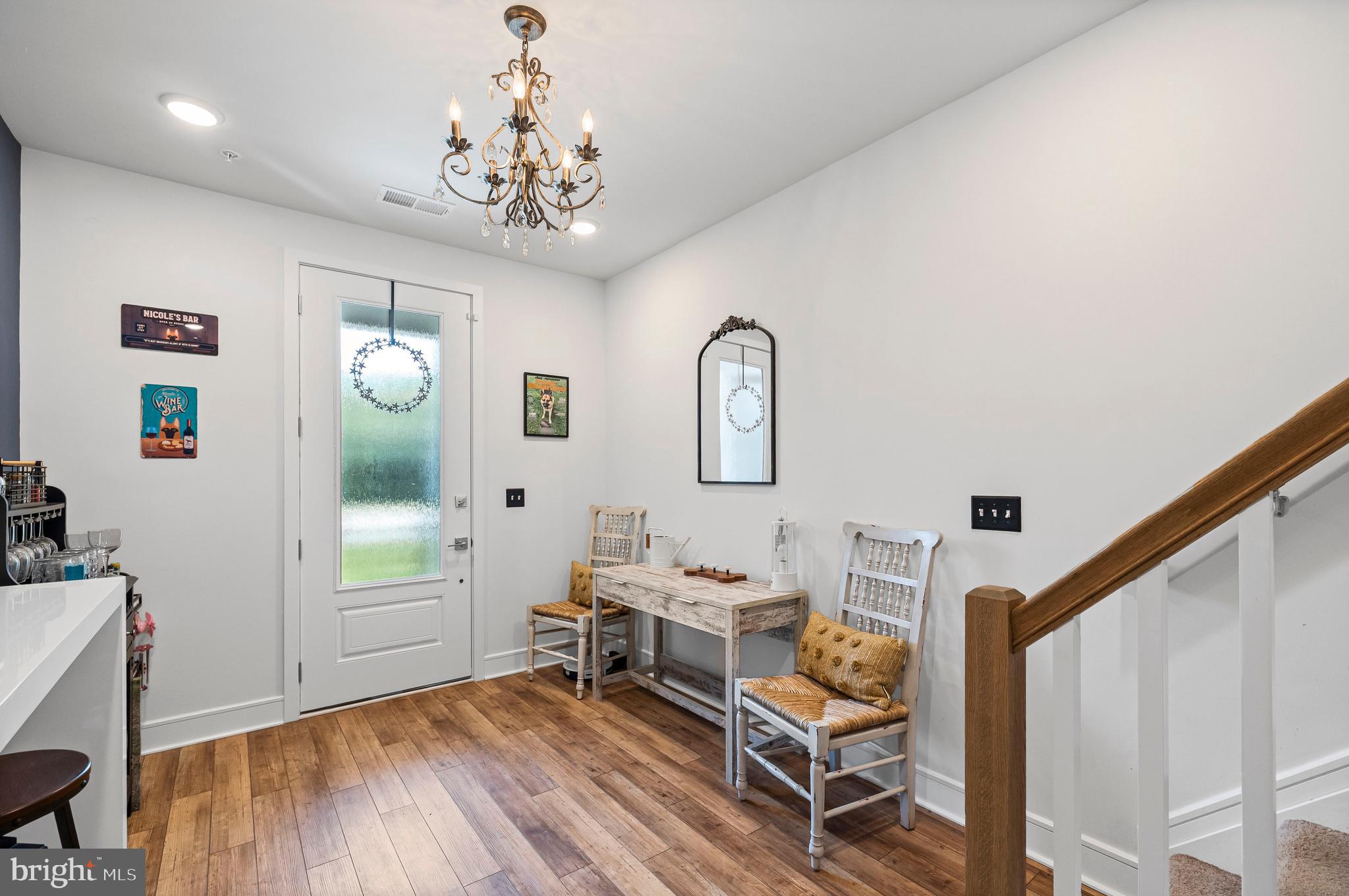 43270 FARRINGDON SQUARE