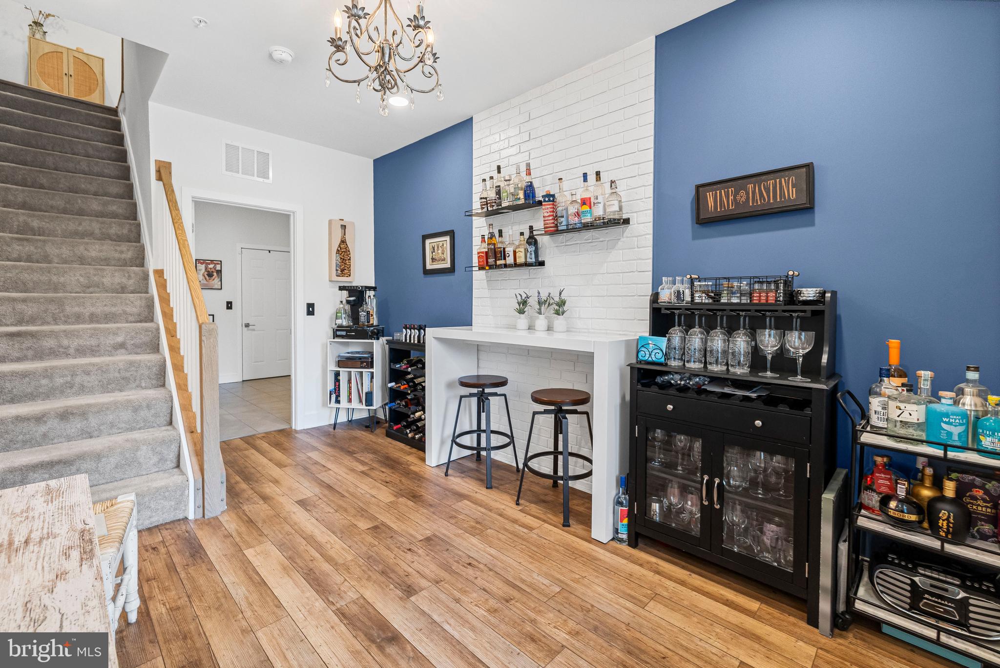 43270 FARRINGDON SQUARE
