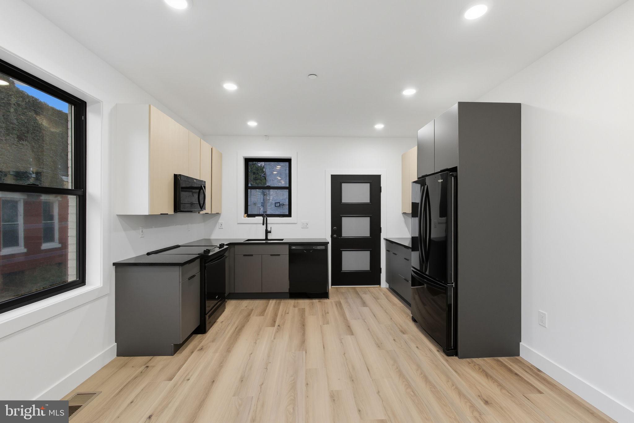 BREWERYTOWN - Residential Lease