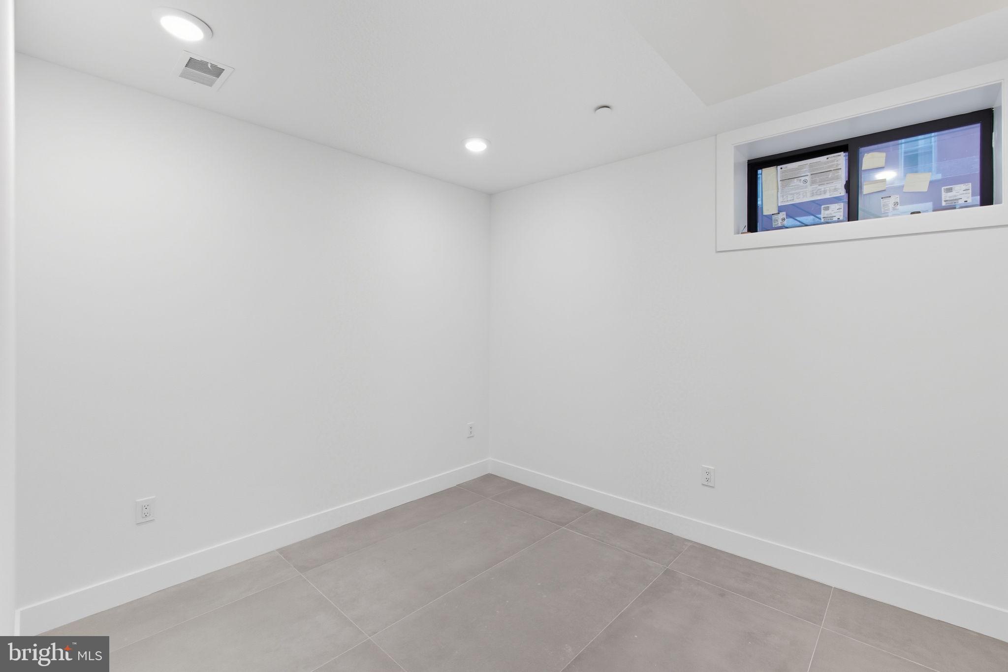 BREWERYTOWN - Residential Lease