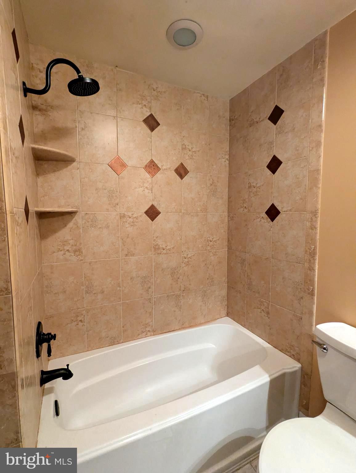 FOREST KNOLLS 01 - Residential