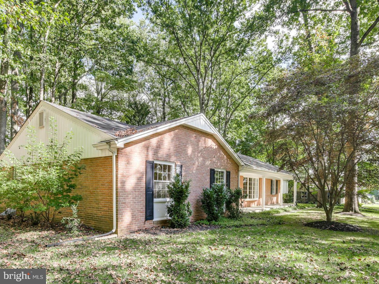 THE OAKS - Residential