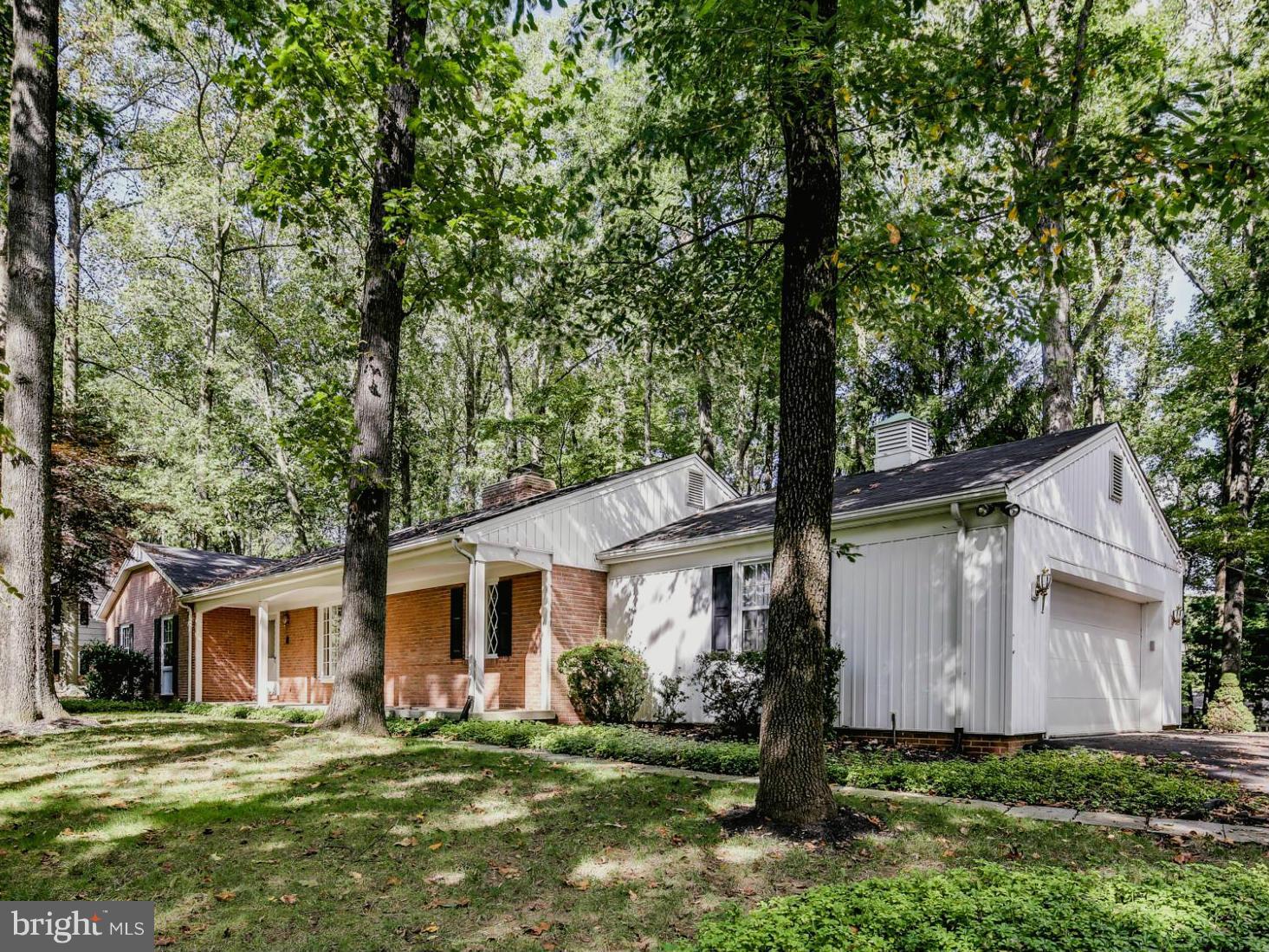 THE OAKS - Residential