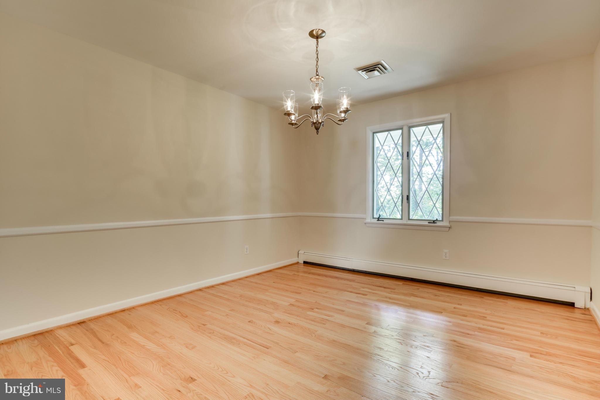 THE OAKS - Residential