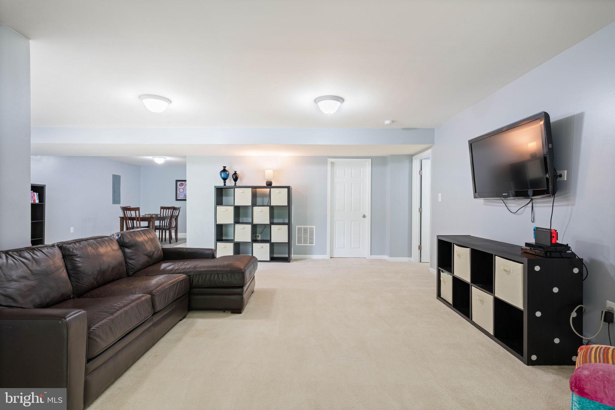 CARDINAL VIEW AT EAGLES POINT - Residential