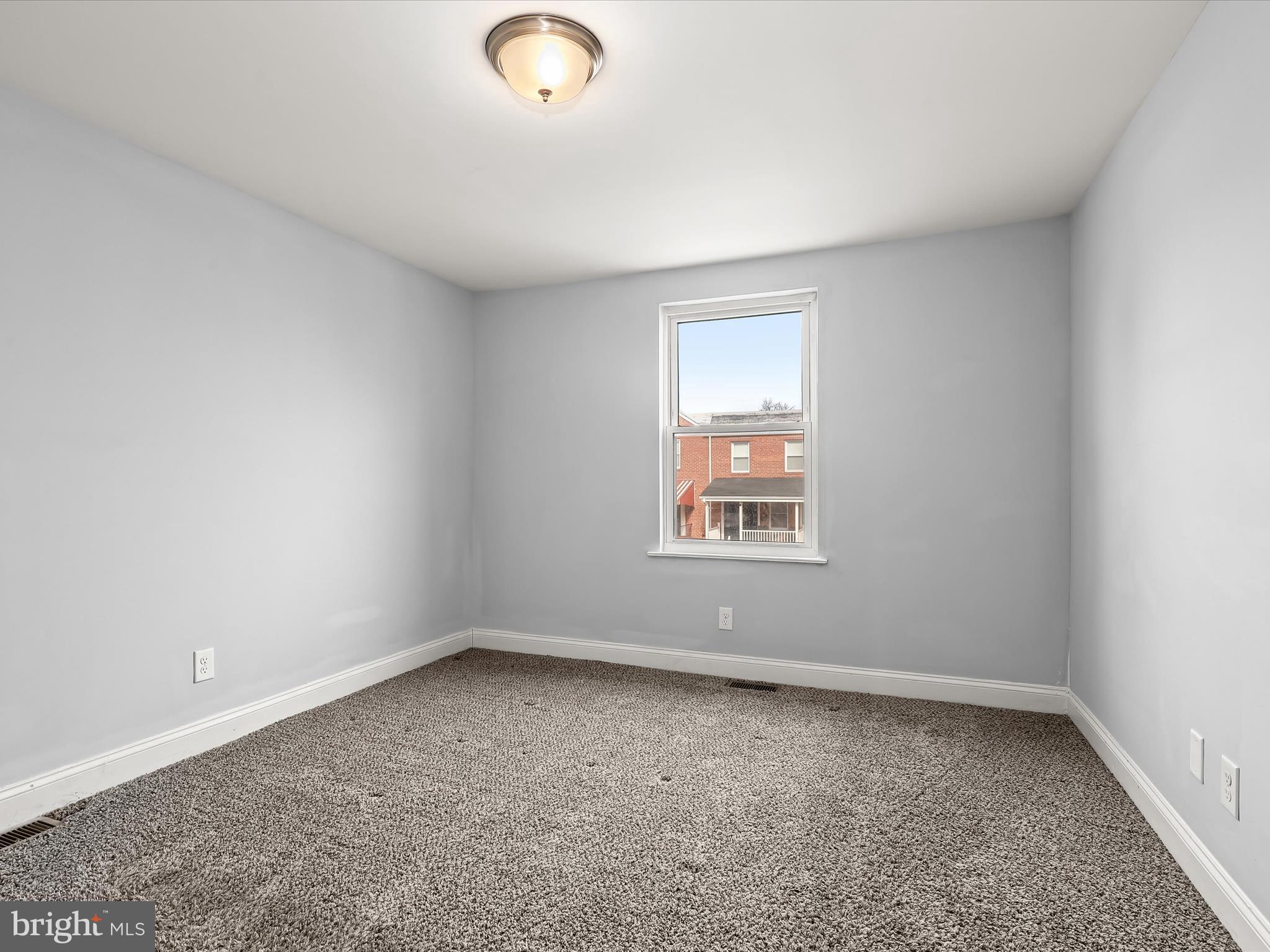 WOODMERE - Residential