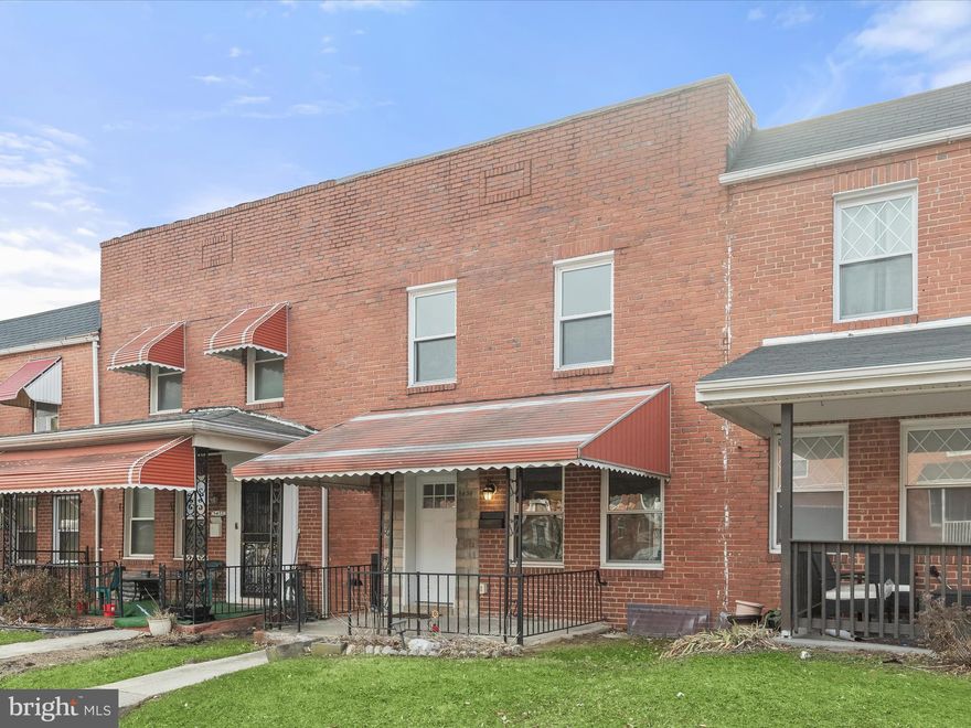 ***NEW PRICE REDUCTION & PRICED TO SELL*** 

This beautiful interior rowhome  boasts 3bd & 2b and is great for the first-time homebuyer. This home has been freshly painted throughout. Dining/living room ceiling archway.  Colorful kitchen backsplash, stainless steel appliances including gas stove, light fixtures (including kitchen under cabinet lighting), upgraded bathrooms.  All PVC plumbing, updated electric panel, replacement windows. Open kitchen area concept w/white quartz countertops, stainless steel sink, white Glacier Bay faucet w/spray nozzle, two-person breakfast nook, all white soft close kitchen cabinets, brand new installed Frigidaire built-in microwave, brand new installed Glacier Bay garbage disposer.  Engineered hardwood floors throughout main floor. Recessed lights throughout main floor & basement. Wall to wall plush carpet throughout all bedrooms & basement. Newly installed rear basement water proofing , newer installed sump pump w/drain & newer installed large exterior basement door drain.  Goodman HVAC system recently serviced. Enclosed awning covered front porch with latching gate, fully fenced level back yard. *Buyer One year Home Warranty at settlement* *Financial incentives available to Baltimore City homebuyers*