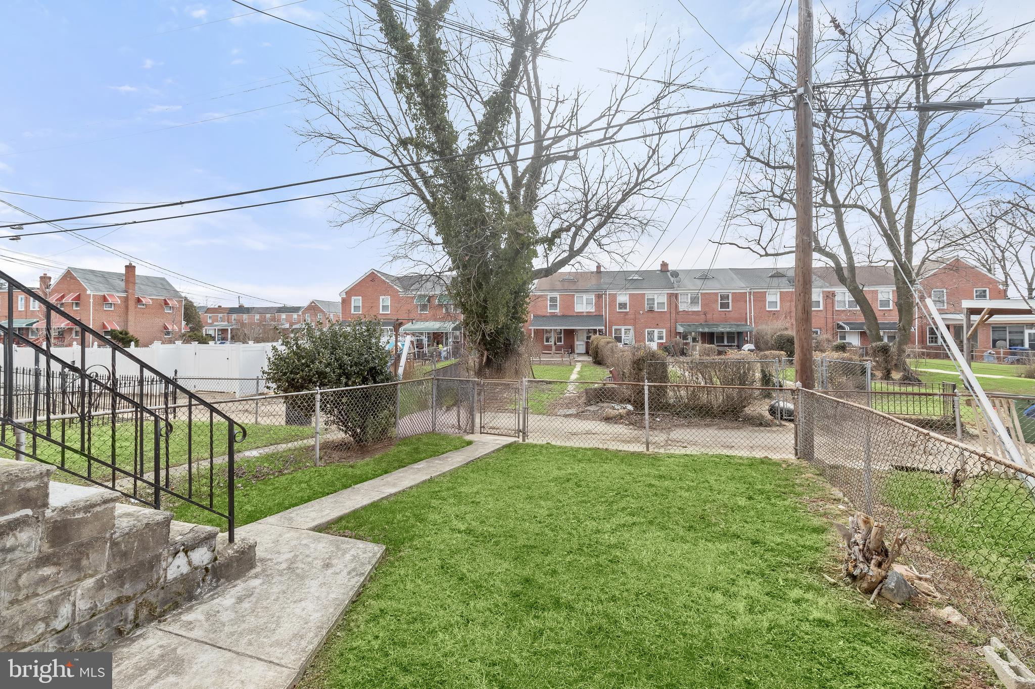 WOODMERE - Residential