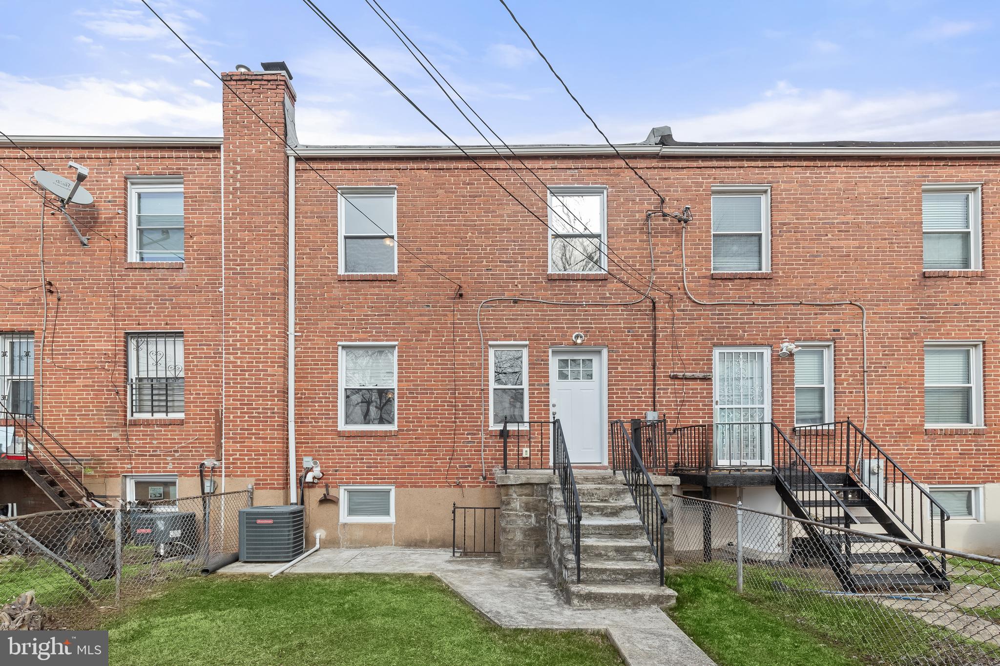 WOODMERE - Residential