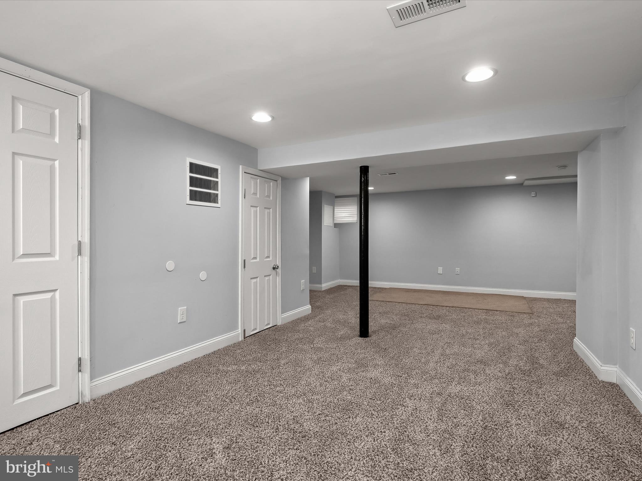 WOODMERE - Residential