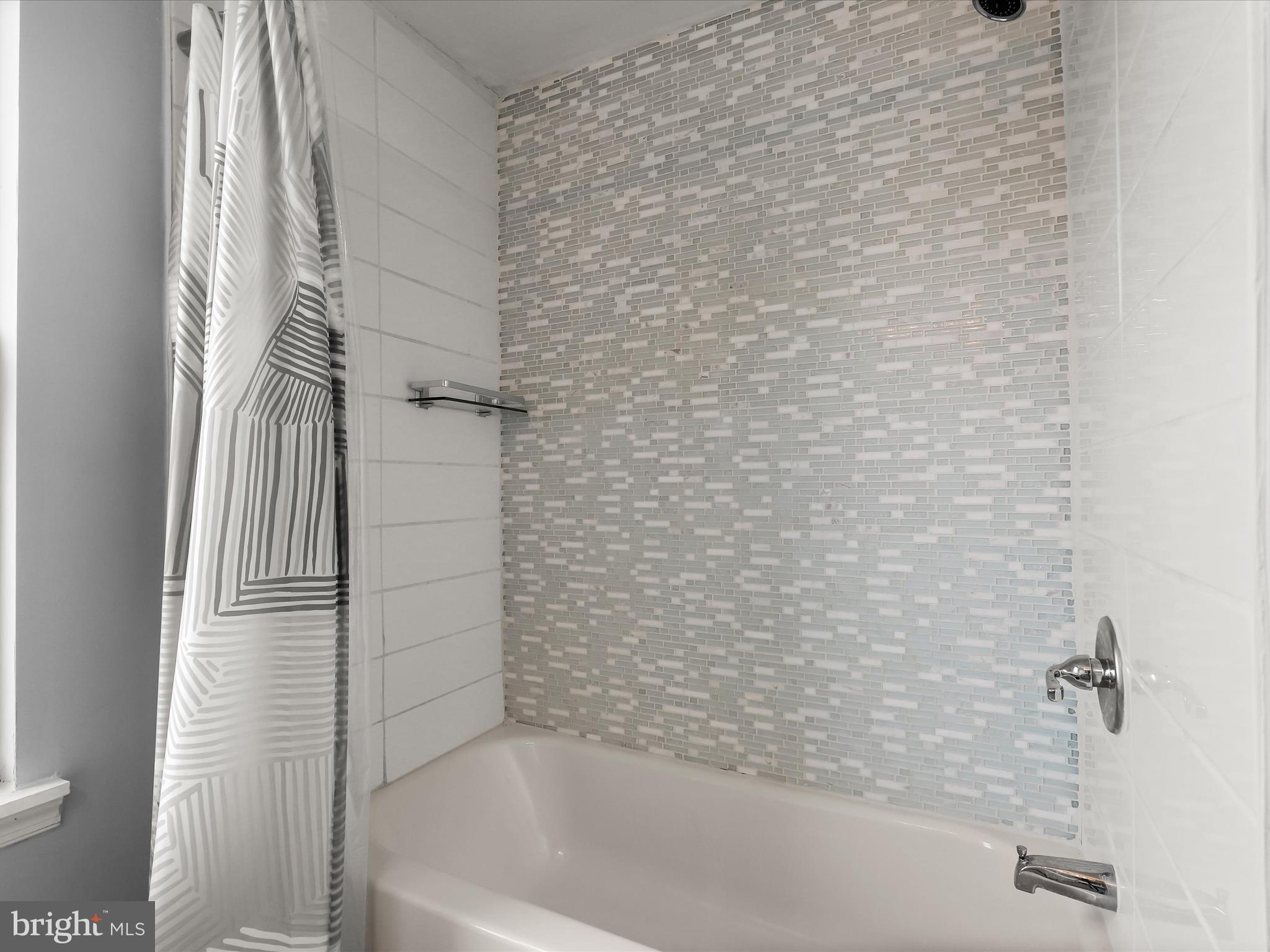 WOODMERE - Residential