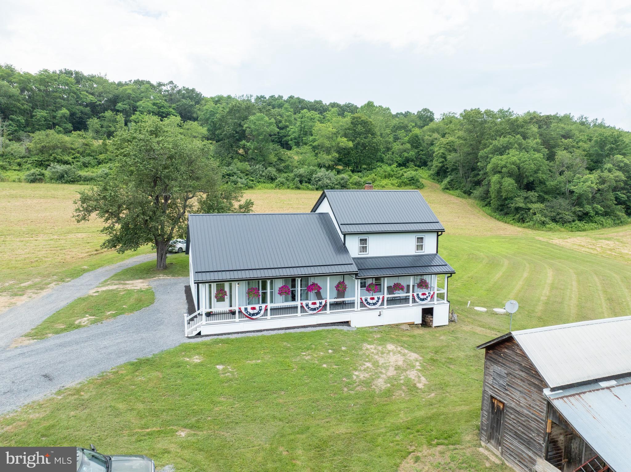 1350 HORSEMAN BRANCH ROAD