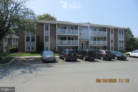 Condo For Sale - 301 Palmspring Drive #7<br/> GAITHERSBURG, MD 20878