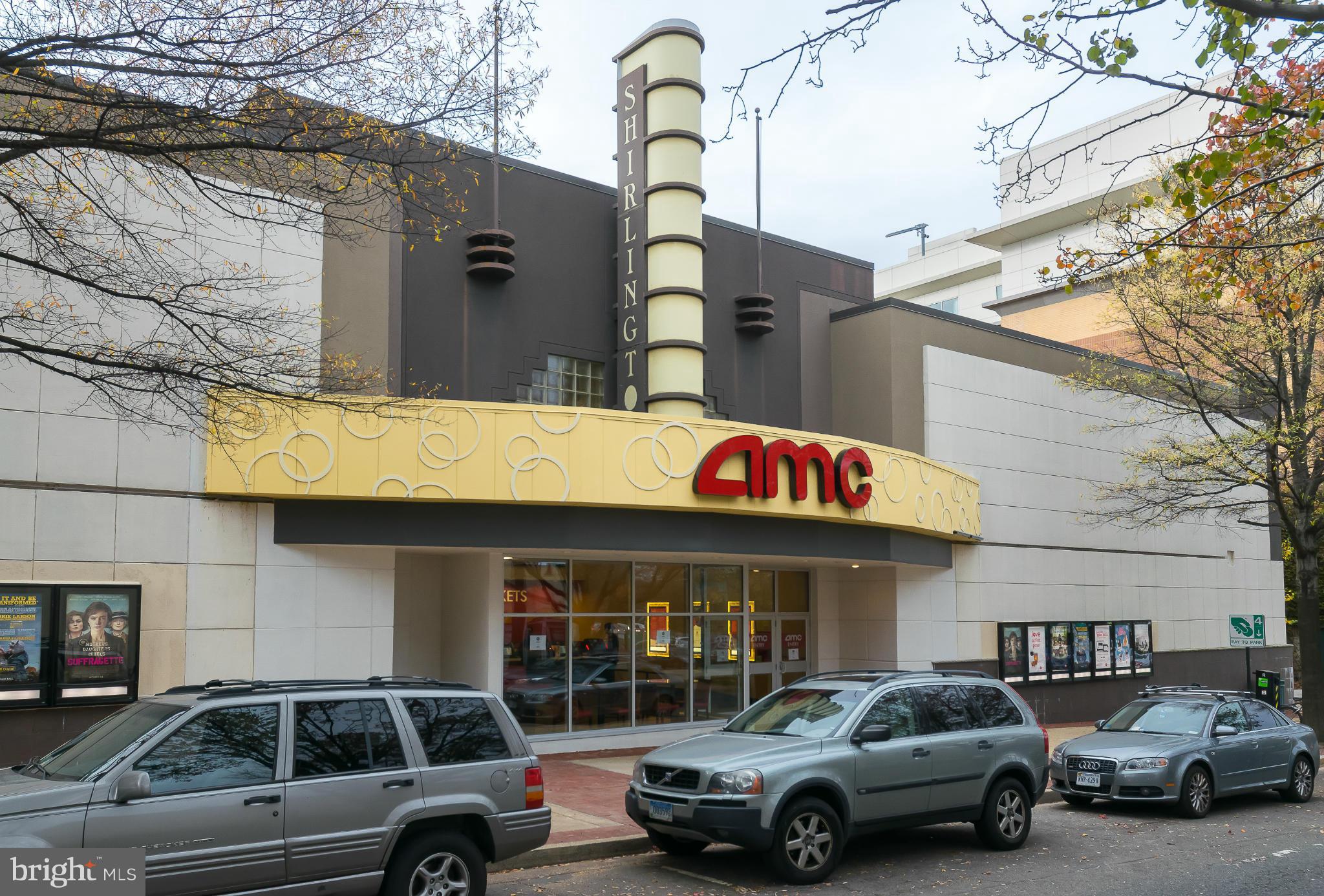 POINTE AT PARK CENTER - Residential