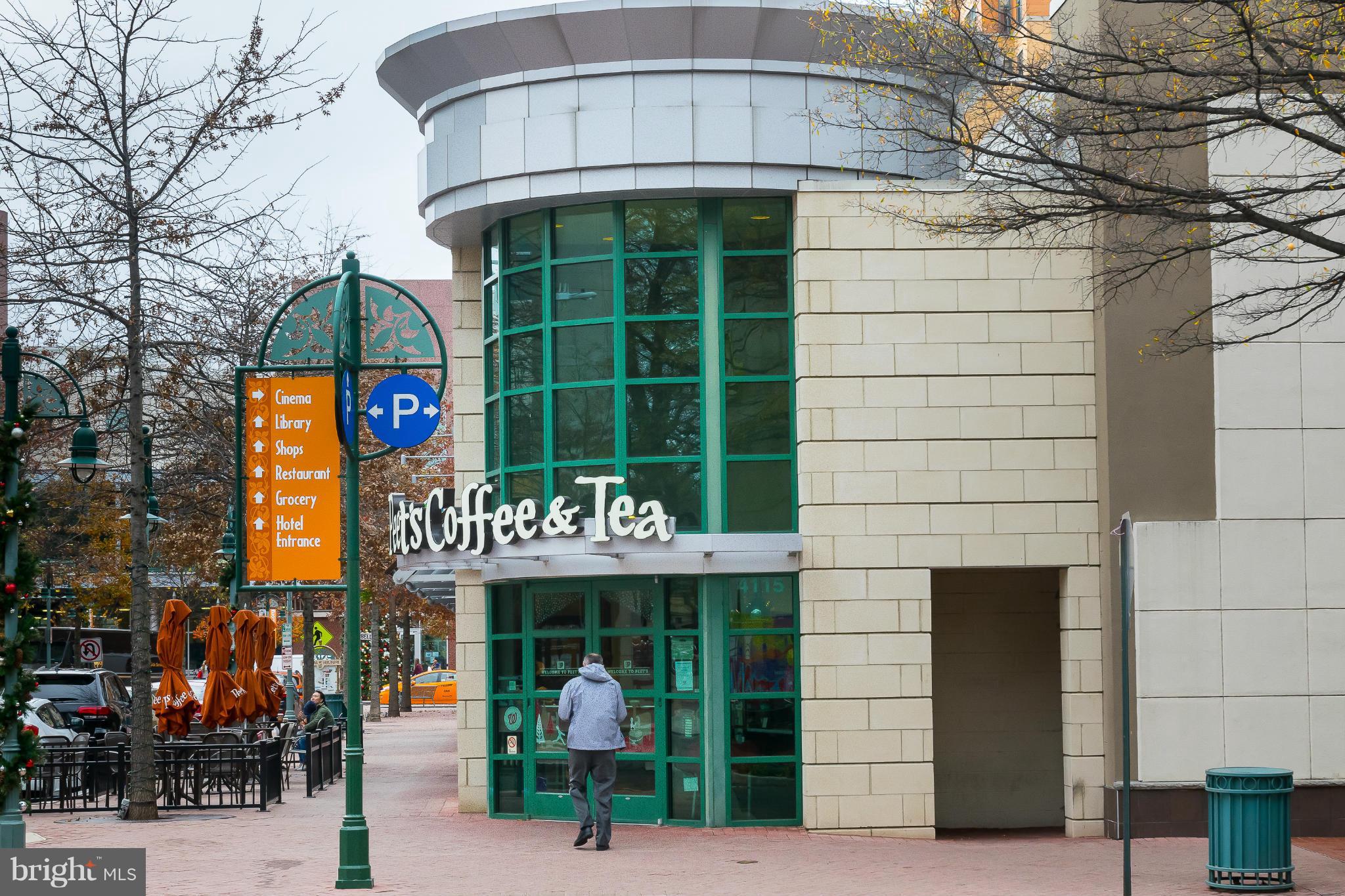 POINTE AT PARK CENTER - Residential