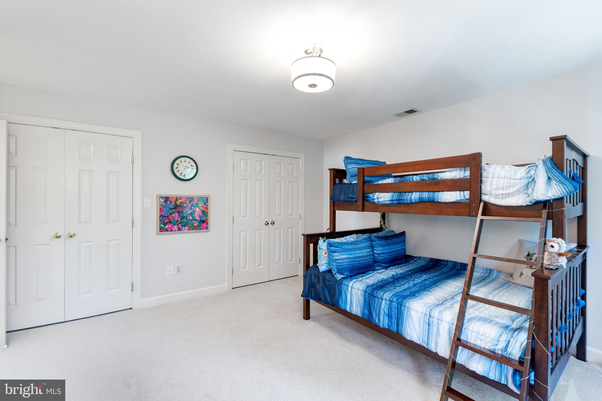 ASHLEY HOLLOW - Residential