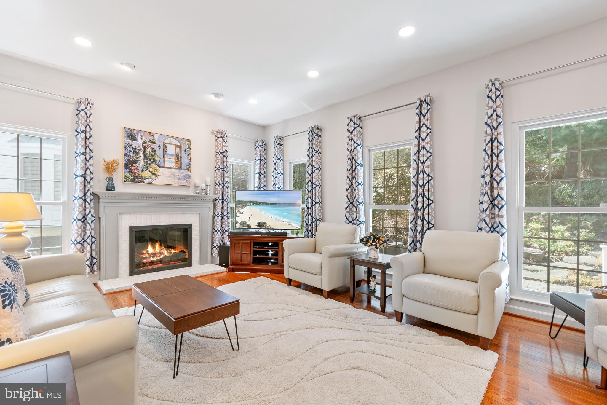 ASHLEY HOLLOW - Residential