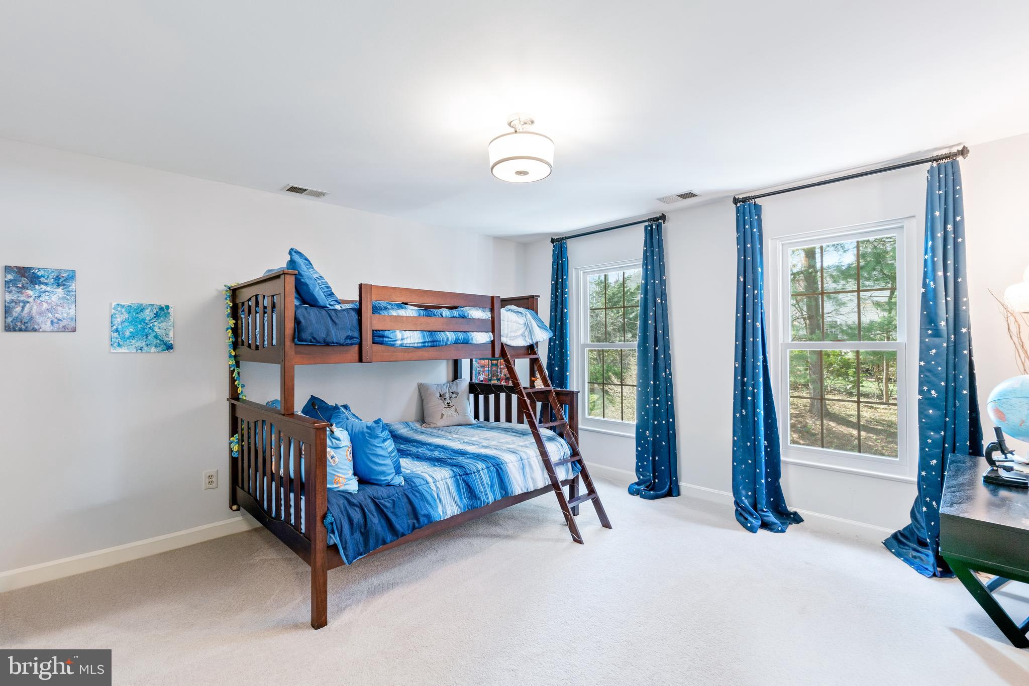 ASHLEY HOLLOW - Residential