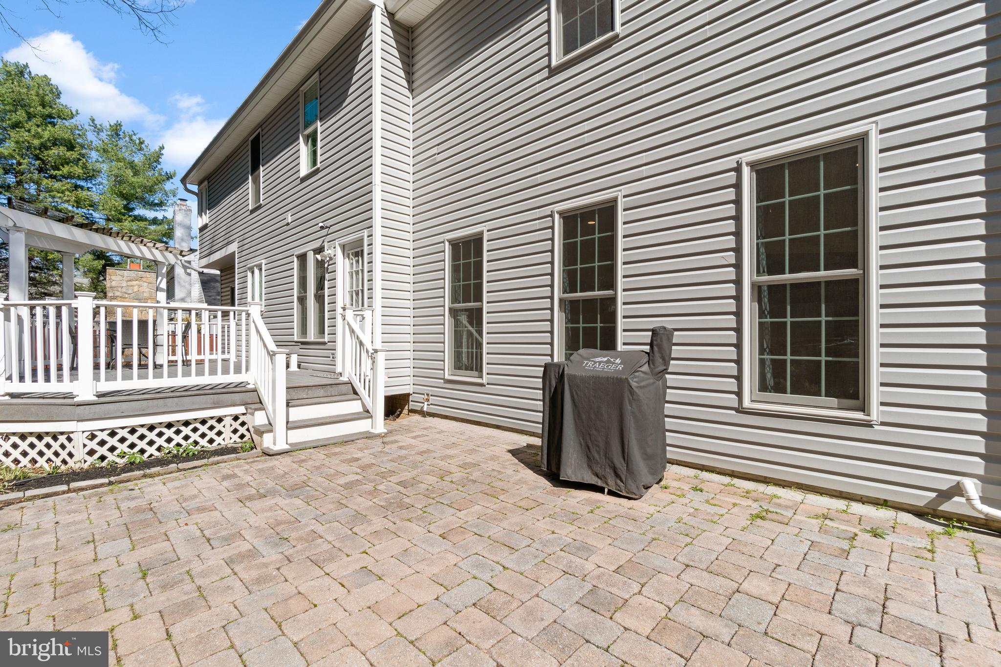 ASHLEY HOLLOW - Residential