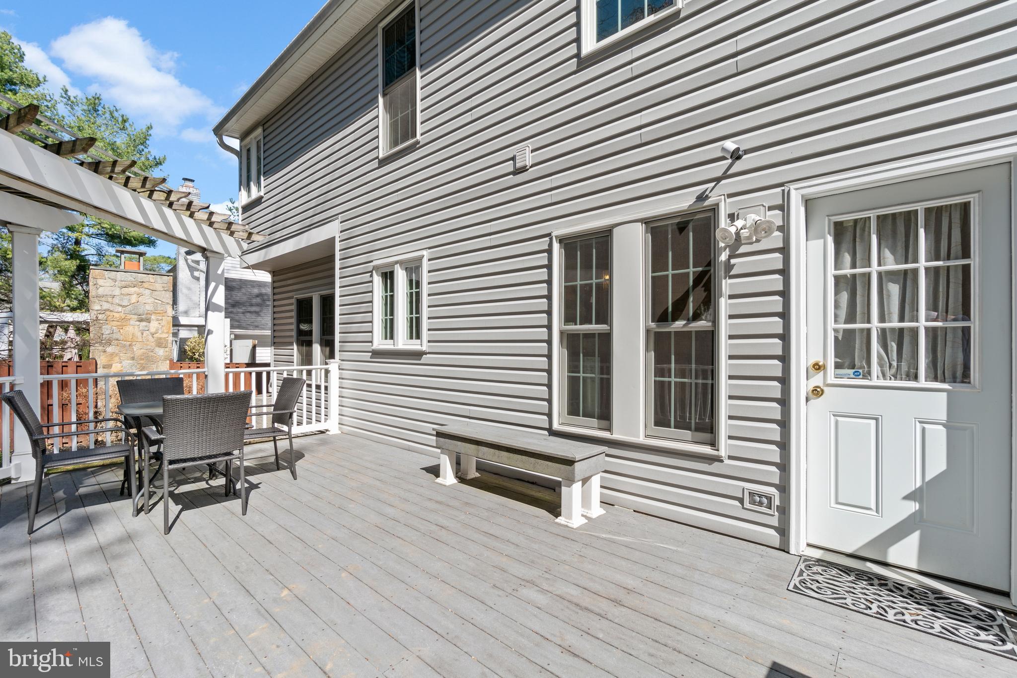 ASHLEY HOLLOW - Residential