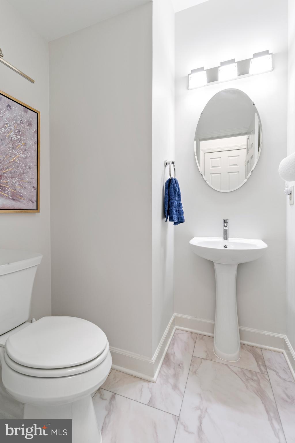 ASHLEY HOLLOW - Residential