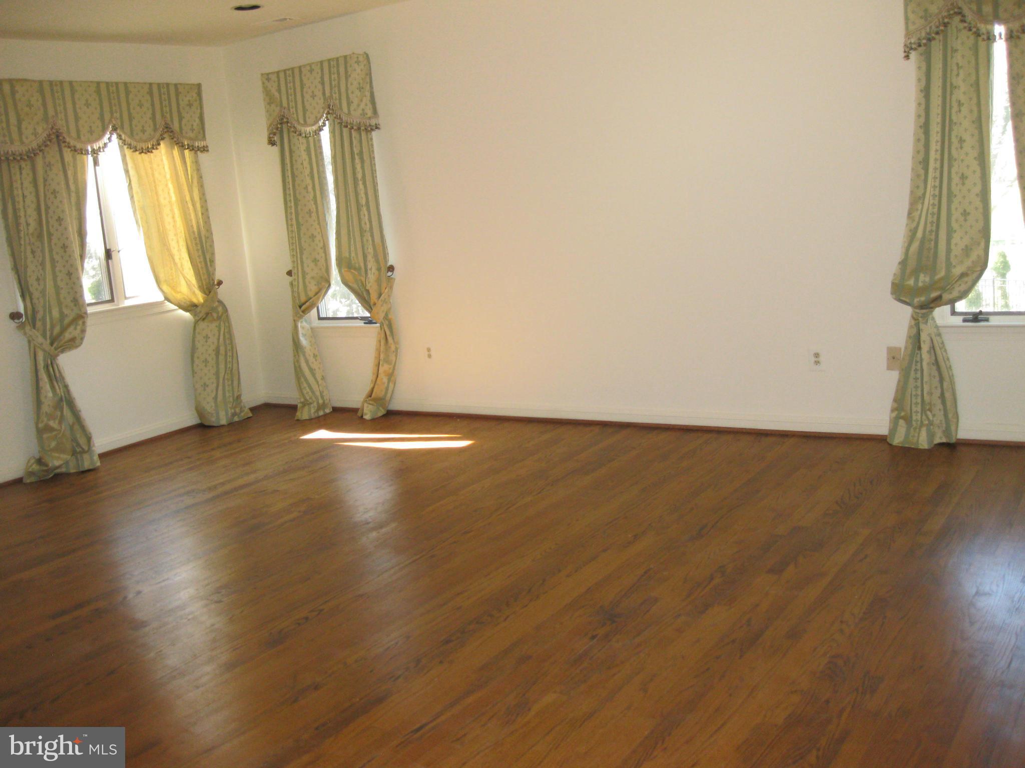 BALLANTRAE FARMS - Residential Lease