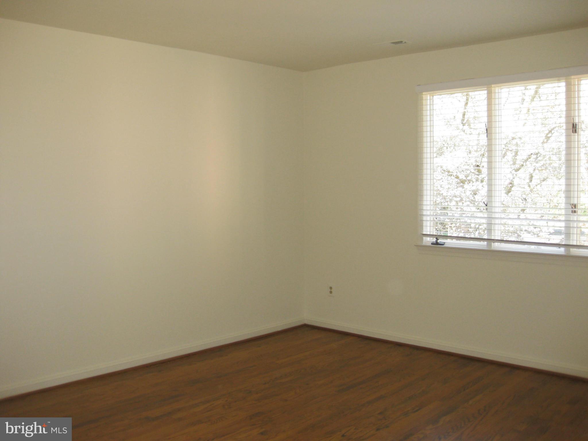 BALLANTRAE FARMS - Residential Lease