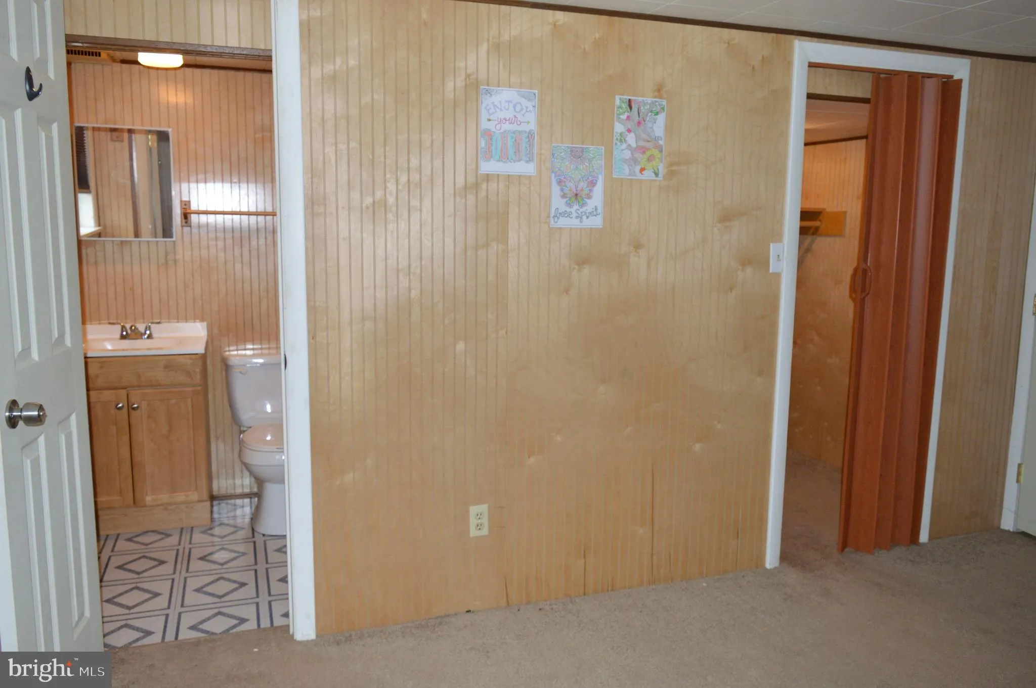 New Castle, Delaware 19720, United States, 3 Bedrooms Bedrooms, ,2 BathroomsBathrooms,Residential,Pending,91097