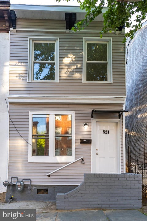 Townhouse For Sale - 521 Mrtn King Jr<br/> TRENTON, NJ 08618