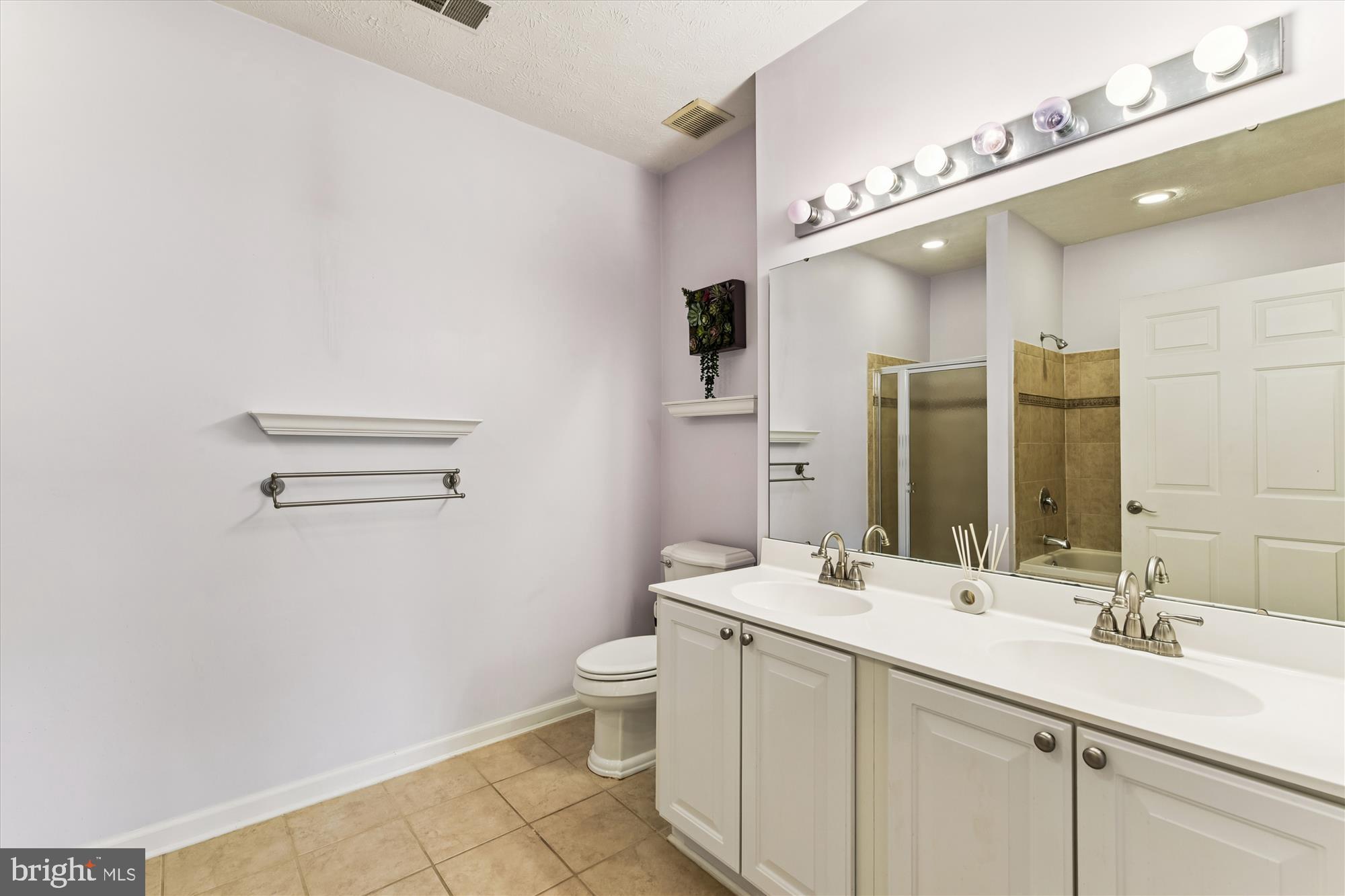 DEVONSHIRE - Residential