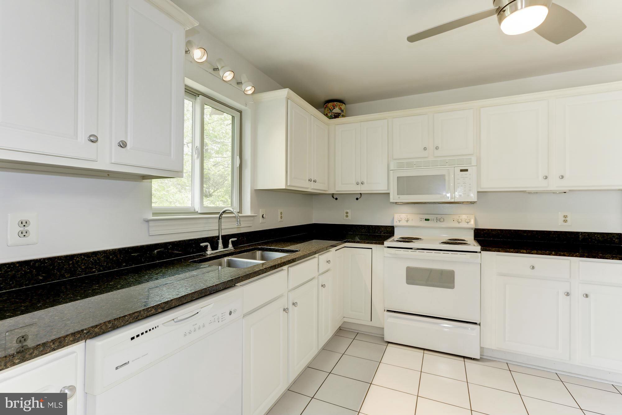 GRAPEWOOD ESTATES - Residential