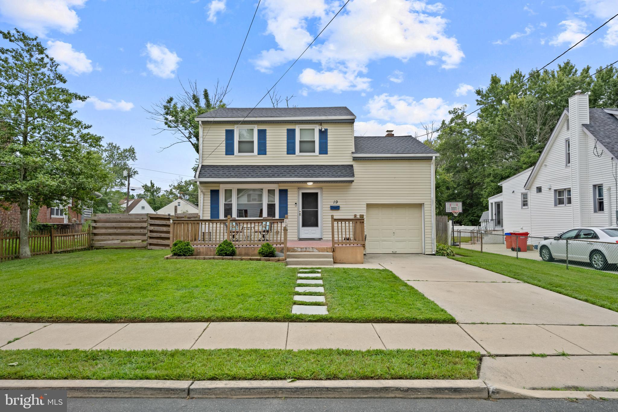 19 S HILLTOP AVENUE