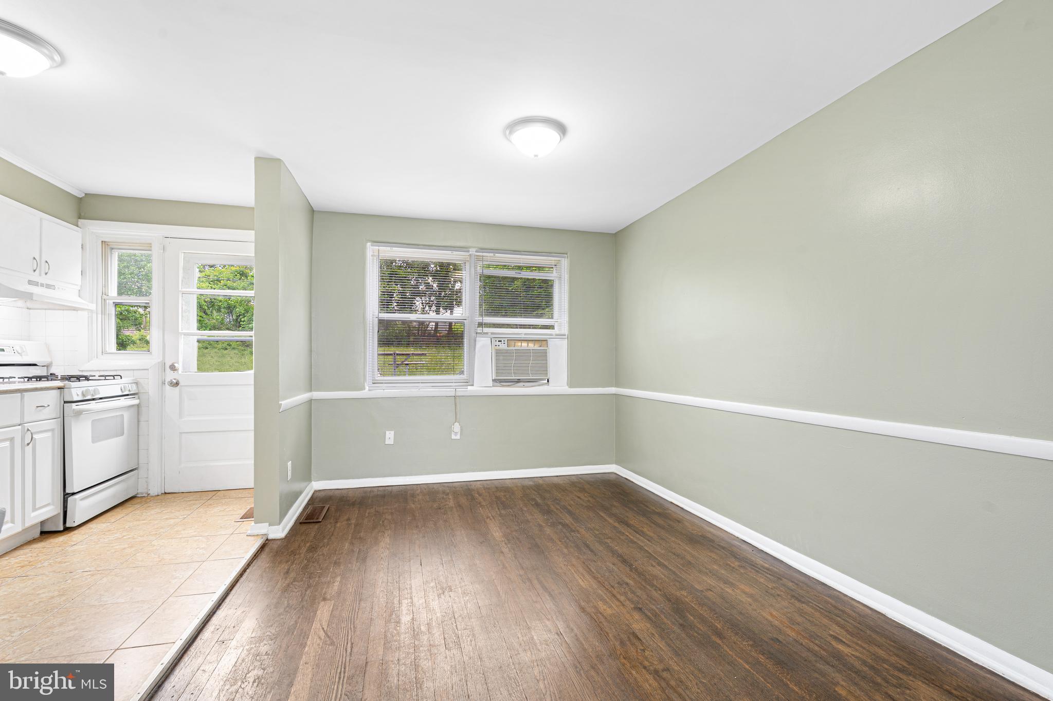 FRANKFORD - Residential