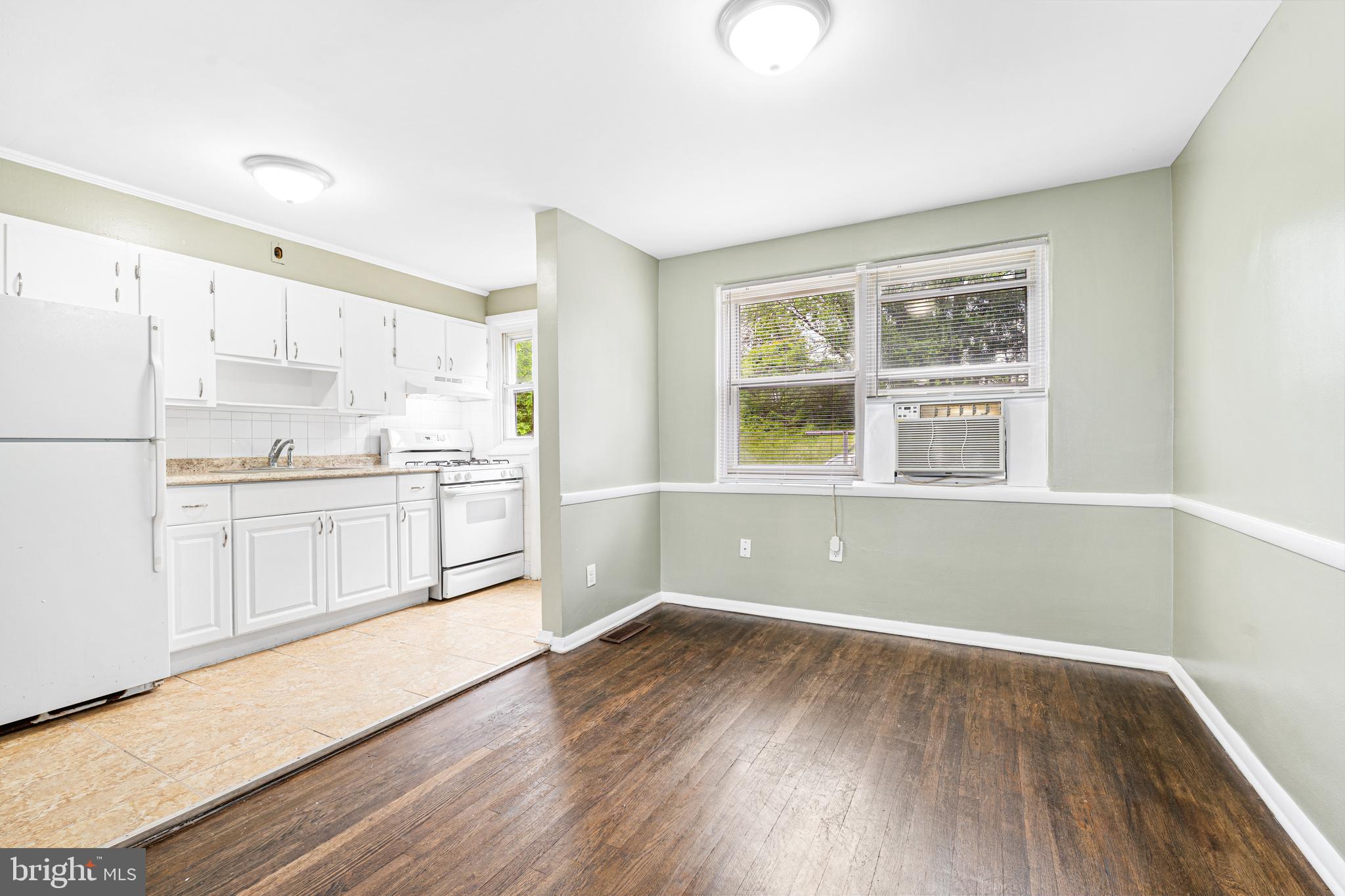 FRANKFORD - Residential