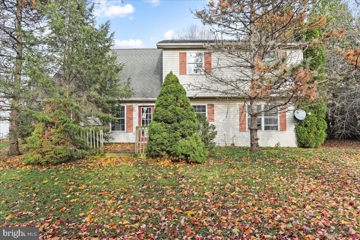 HAMPTON HILLS - Residential