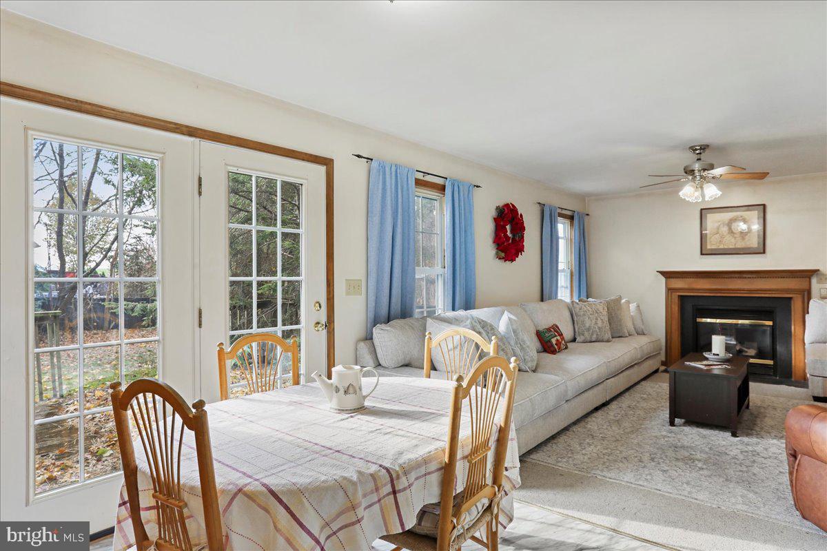 HAMPTON HILLS - Residential