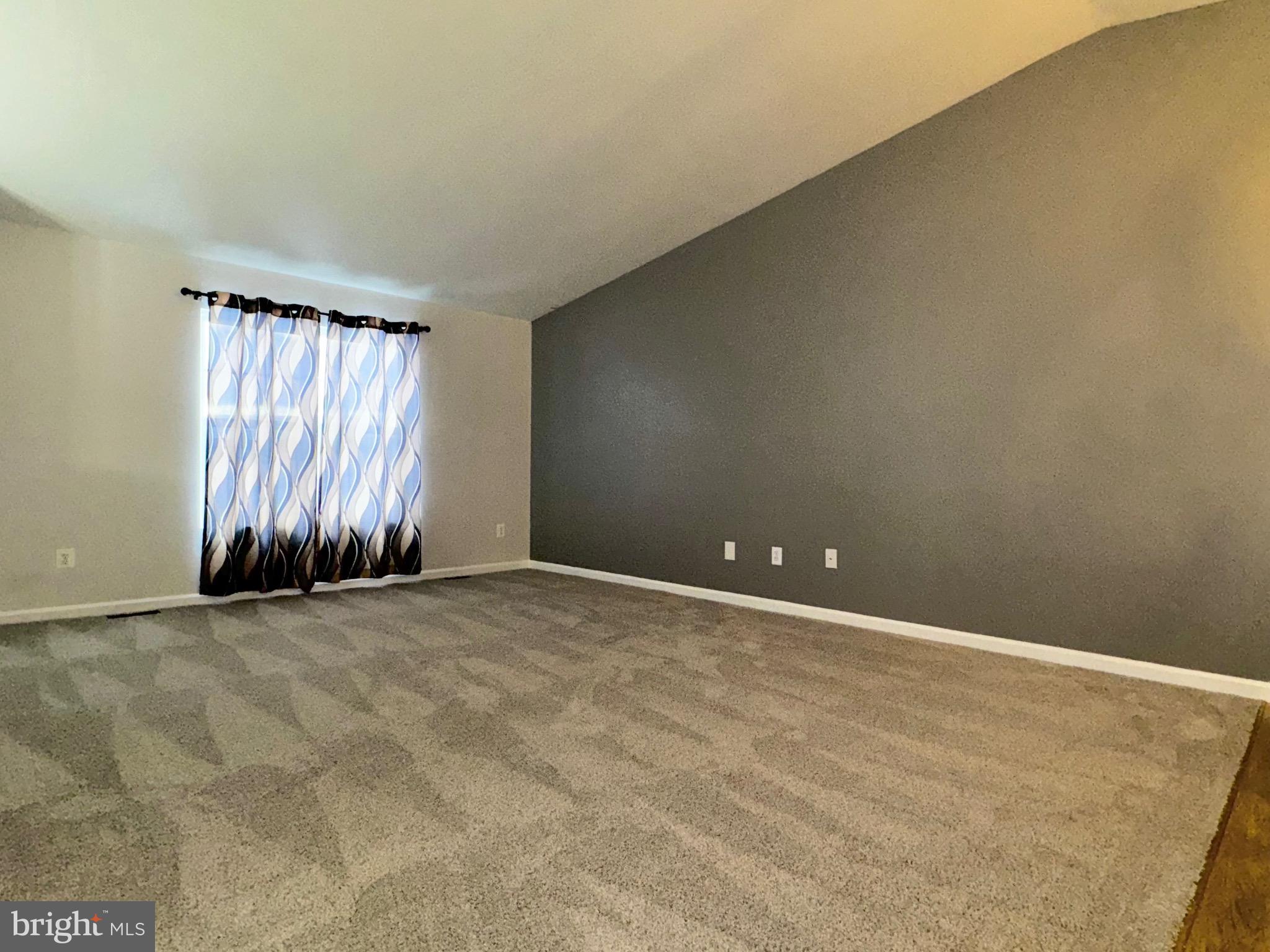 INWOOD MEADOWS - Residential