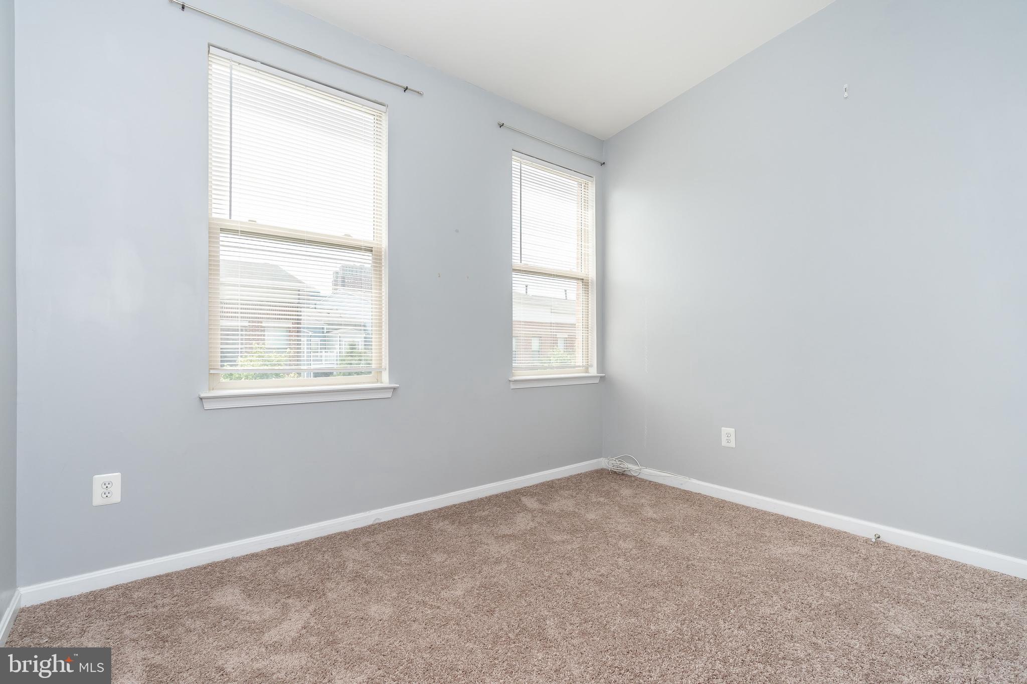 ALBEMARLE SQUARE - Residential Lease