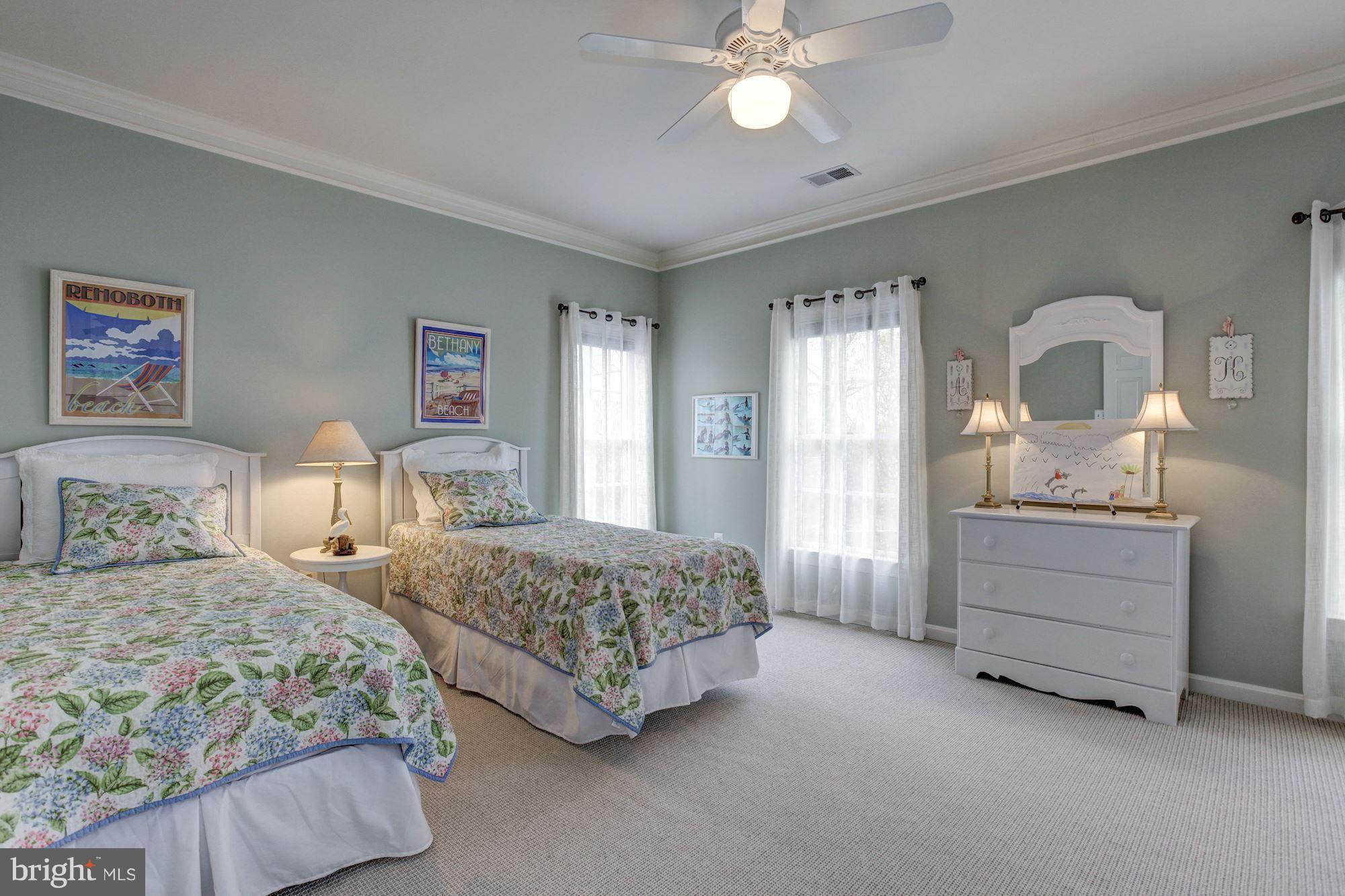 CHEVY CHASE COMMONS - Residential